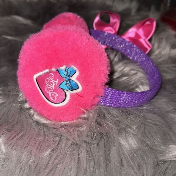 JoJo Siwa hat and earmuffs - Picture 5 of 5